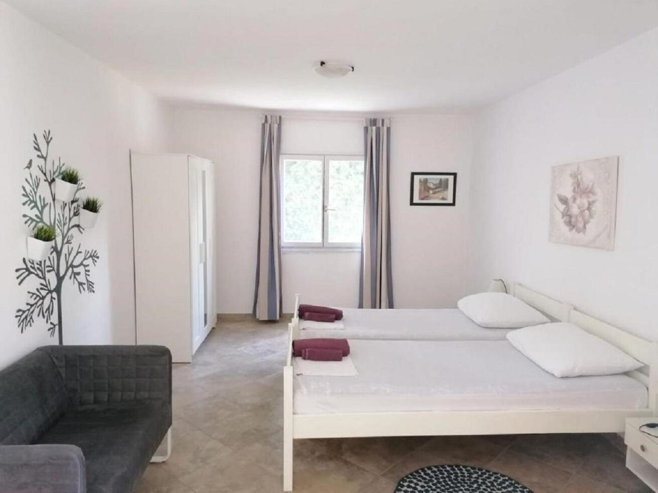 Apartments Petar - 30 M From Sandy Beach นิน ภายนอก รูปภาพ
